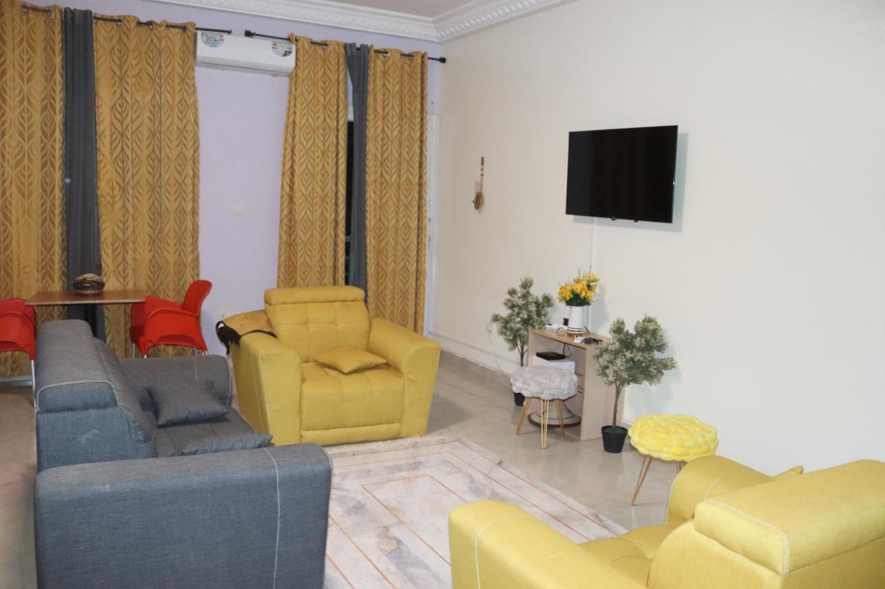 Residences Primis Thies - Appartements Et Chambres Екстериор снимка