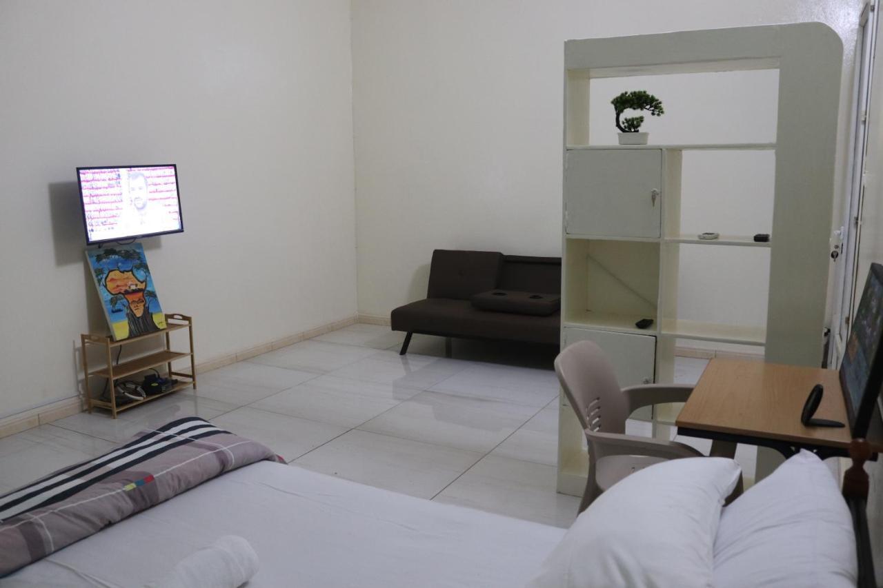 Residences Primis Thies - Appartements Et Chambres Екстериор снимка