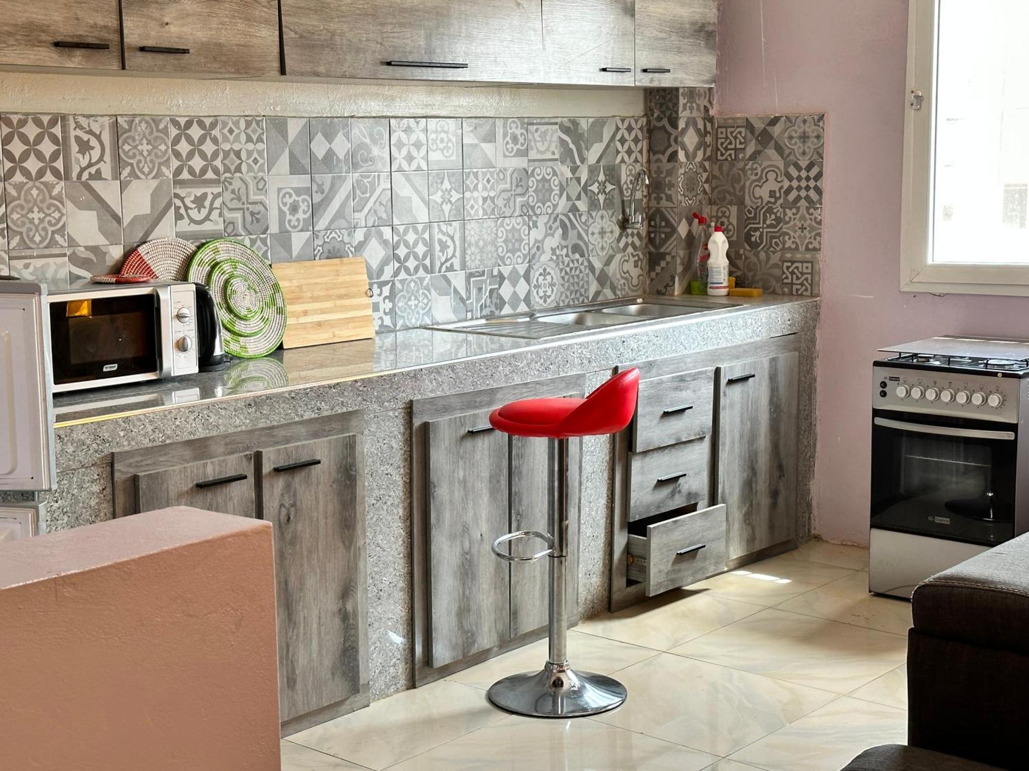 Residences Primis Thies - Appartements Et Chambres Екстериор снимка