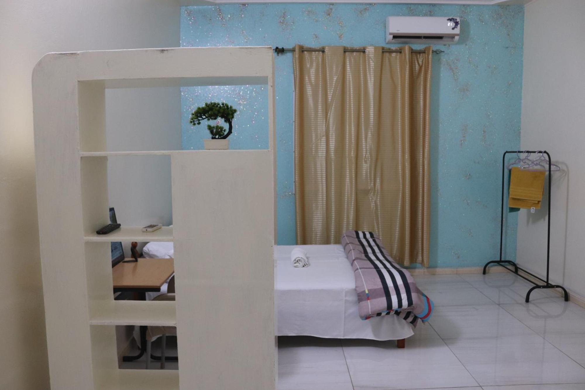 Residences Primis Thies - Appartements Et Chambres Екстериор снимка