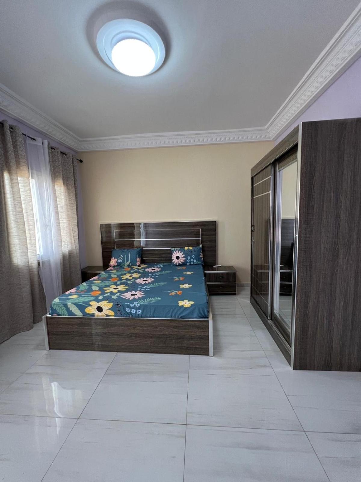 Residences Primis Thies - Appartements Et Chambres Екстериор снимка