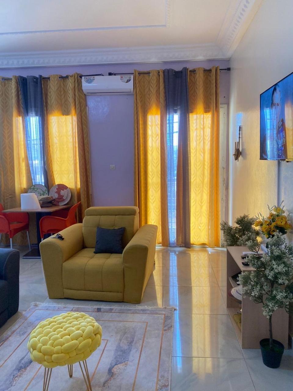 Residences Primis Thies - Appartements Et Chambres Екстериор снимка